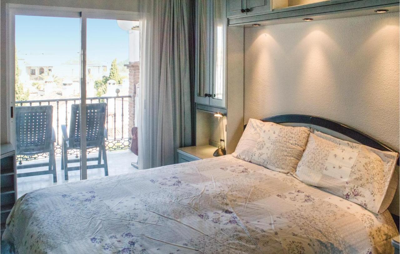 Stunning Apartment In Mijas With Kitchen Zewnętrze zdjęcie